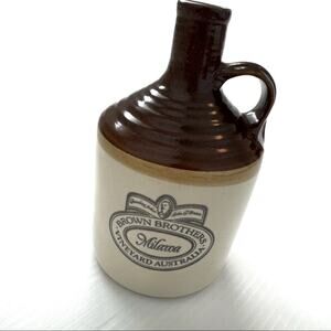 Brown Brothers Vineyard Australia Milawa small crock vintage